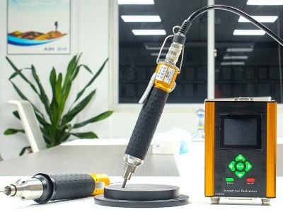 伺服電批加上機(jī)器人視覺，究竟是什么效果？-堅(jiān)豐股份
